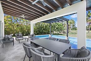 Golf Villa in Bavaro - Pool, Jacuzzi, Staff