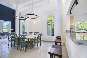 Golf Villa in Bavaro - Pool, Jacuzzi, Staff