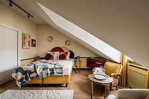 Colette by StayLab