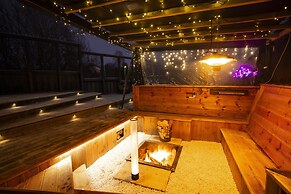 Fireside Lodge Near Golf Ski Lake