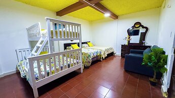 503 Casa Hostal