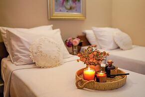 Bozcaada Biz Otel