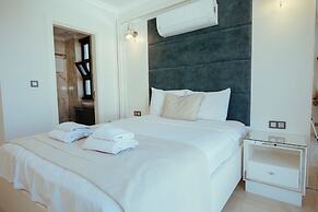 Cunda Say Resort