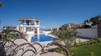 Cunda Say Resort