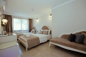 Cunda Say Resort