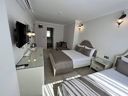 Cunda Say Resort