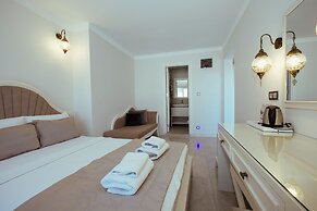 Cunda Say Resort