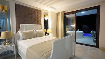 Cunda Say Resort