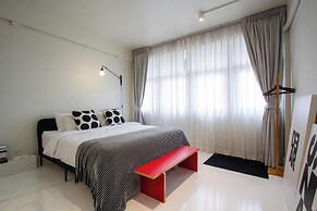 Dear Sunday Hometel Bangkok