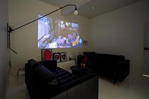 Dear Sunday Hometel Bangkok