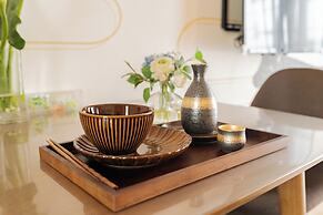 V Boutique House