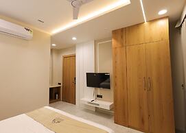 The Meera Hotel