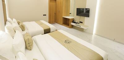 The Meera Hotel