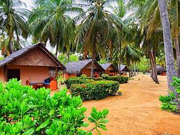 Roshanne Beach Resort