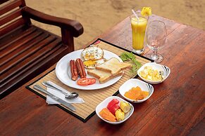 Roshanne Beach Resort