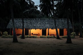 Roshanne Beach Resort