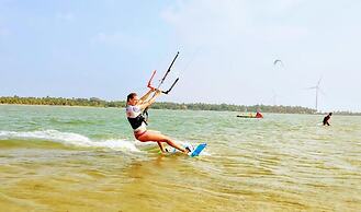Roshanne Beach Resort