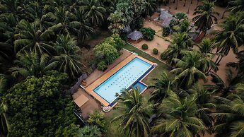 Roshanne Beach Resort