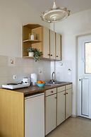 Searocco Studios & Apartments