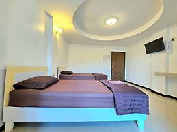 Grand Place Resort