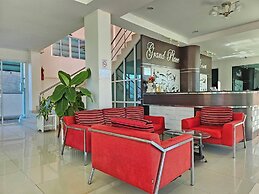 Grand Place Resort