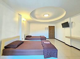 Grand Place Resort