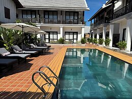 Vang Luang Hotel