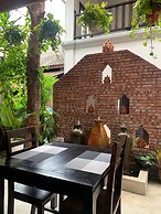 Vang Luang Hotel