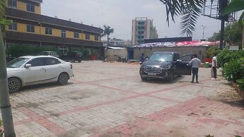JJ Lawns And Resort