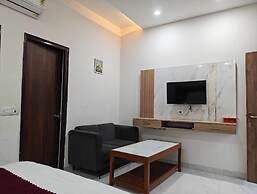 JJ Lawns And Resort