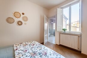 Casa Dante in Lucca With 3 Bedrooms and 2 Bathrooms