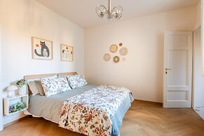 Casa Dante in Lucca With 3 Bedrooms and 2 Bathrooms