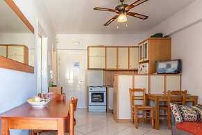 Comfy Beach Flat 10min to the City Center