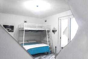 Blu Bed
