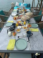 Coral Bay Bungalows