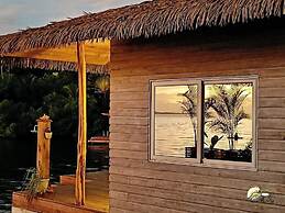 Coral Bay Bungalows