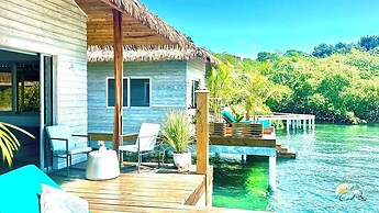 Coral Bay Bungalows