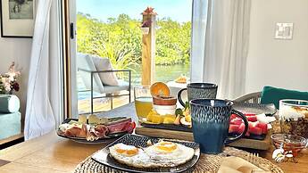Coral Bay Bungalows