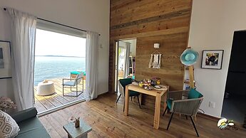 Coral Bay Bungalows