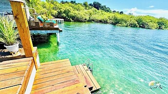 Coral Bay Bungalows