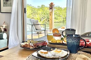 Coral Bay Bungalows