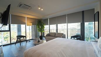 Spot Suites
