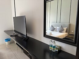 Residence Axon Bukit Bintang by TaheeenS