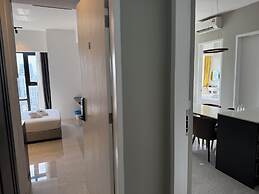 Residence Axon Bukit Bintang by TaheeenS