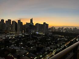 One Bedroom with Balcony City view