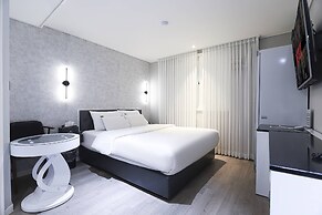 hound hotel