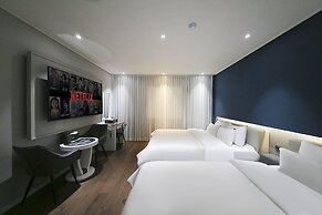 hound hotel
