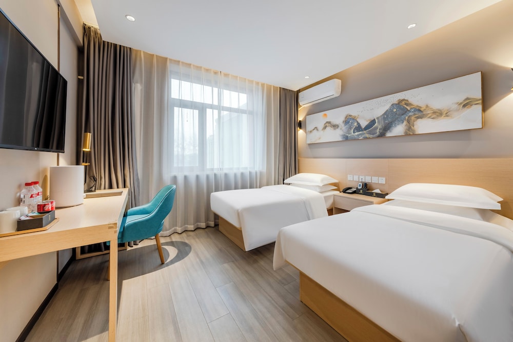 Jingbao Ruijia Hotel
