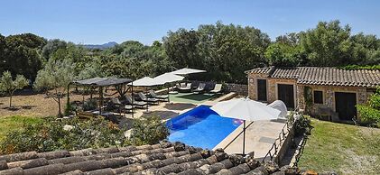 Nice Holiday Home With Private Pool