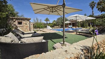 Nice Holiday Home With Private Pool